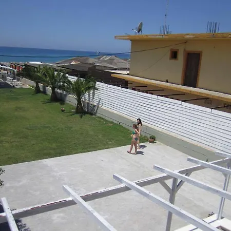 Family Studios Marathias (Corfu)