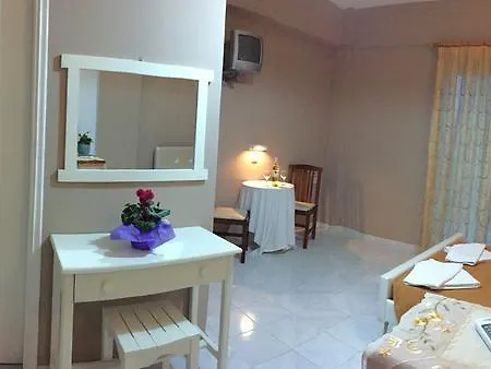 Family Studios * Marathias (Corfu)