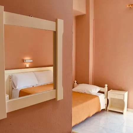 Family Hotel de apartamente Marathias